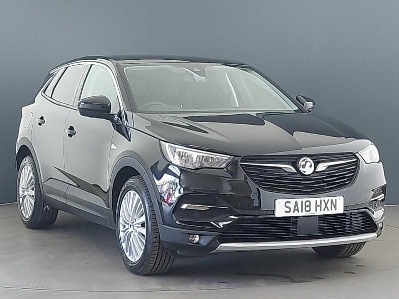 Used Vauxhall Grandland X Sport 120 HP (88 kW) 2018 Black SUV
