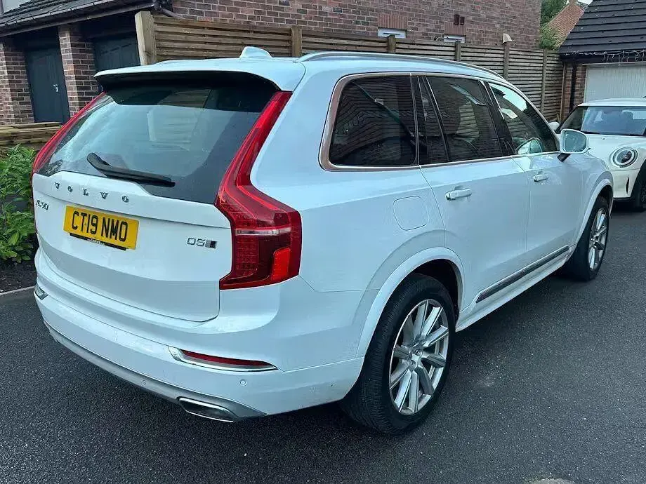 Used Volvo XC90 Inscription 235 HP (172 kW) 2019 White SUV