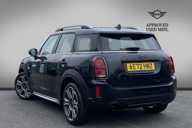 Used Mini Cooper Countryman Exclusive 134 HP (98 kW) 2022 Black SUV