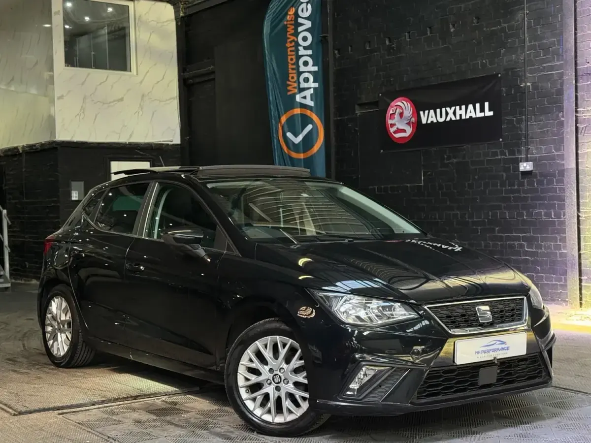 Begagnad Seat Ibiza Design 95 HK (69 kW) 2018 Svart Halvkombi