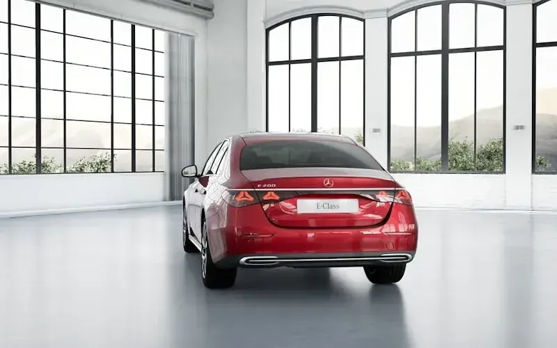 New Mercedes E200 Premium 204 HP (150 kW) 2025 Sedan