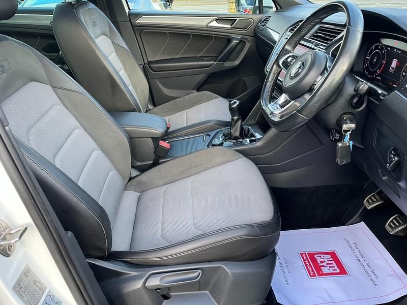 Used VW Tiguan R-line 150 HP (110 kW) 2017 White SUV