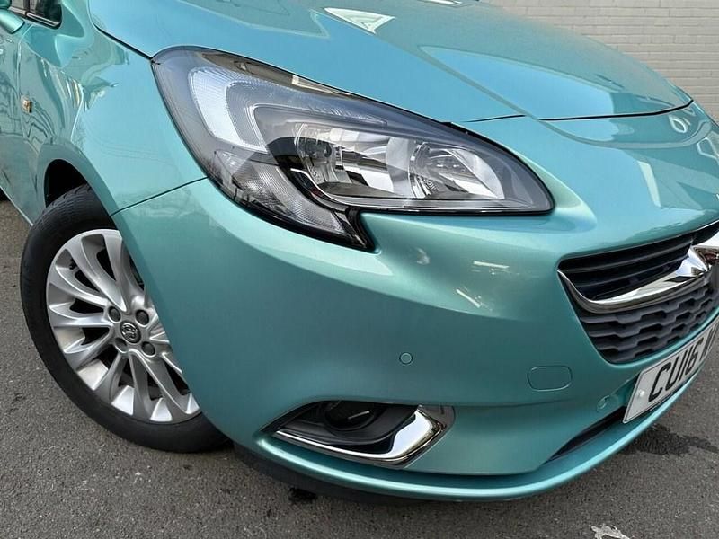 Used Vauxhall Corsa 90 HP (66 kW) 2016 Green Hatchback