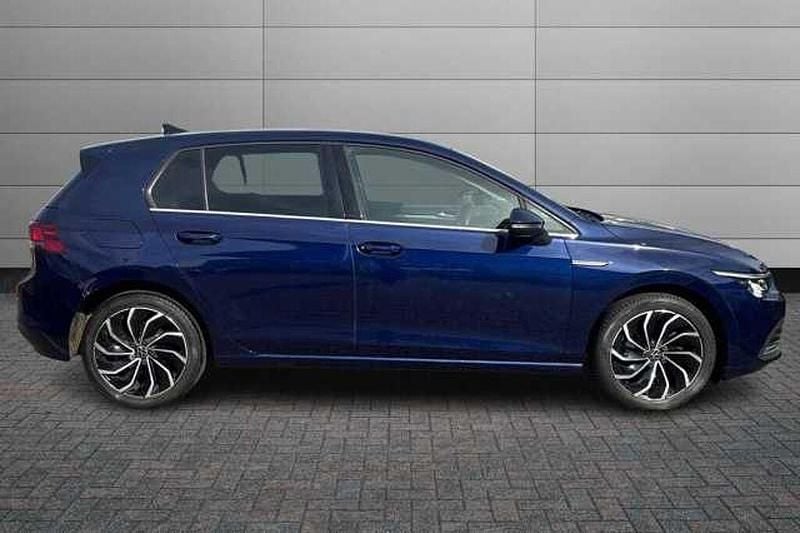 Used VW Golf VII 150 HP (110 kW) 2021 Hatchback