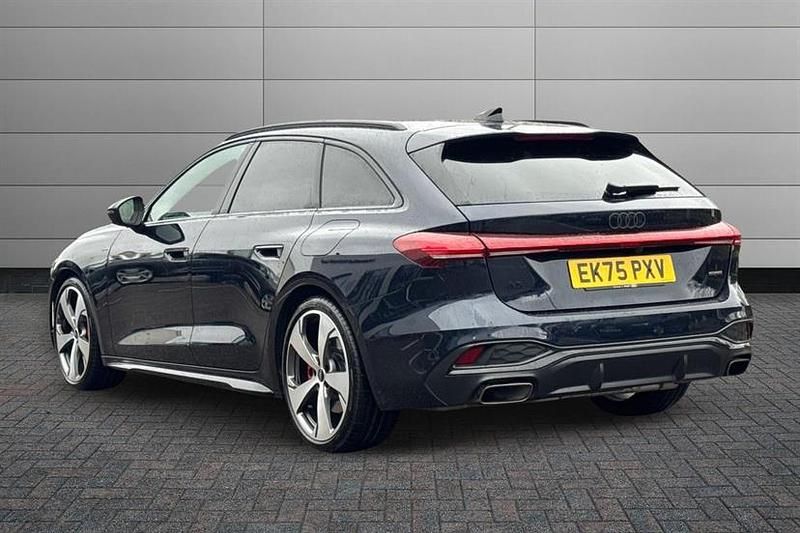 Used Audi TT Sport 197 HP (144 kW) 2021 Navarra blue Coupe