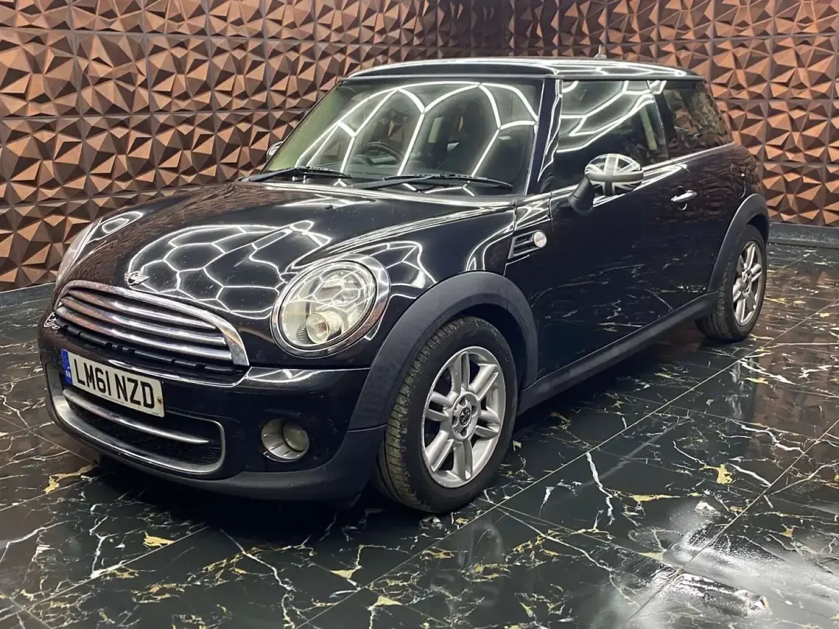 Used Mini Cooper D Hatch 2011 Black Hatchback