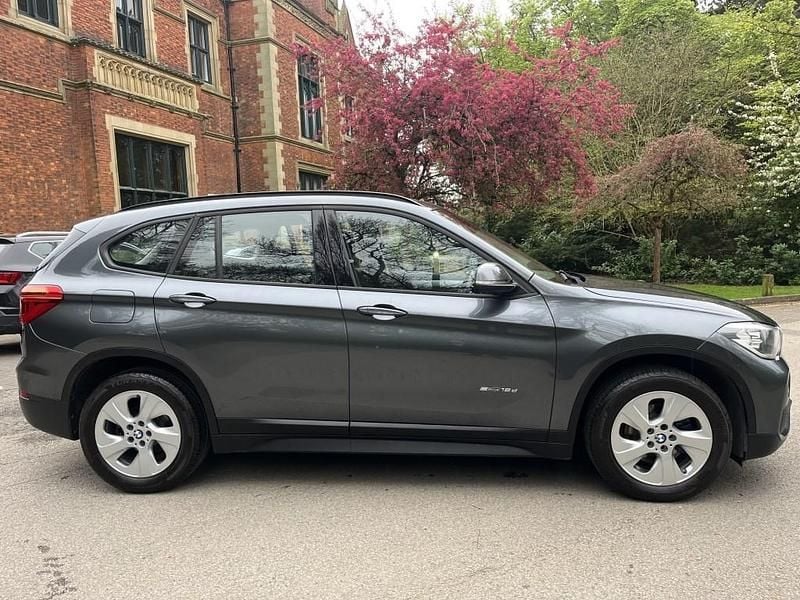 Begagnad BMW X1 Performance 2017 Grå SUV