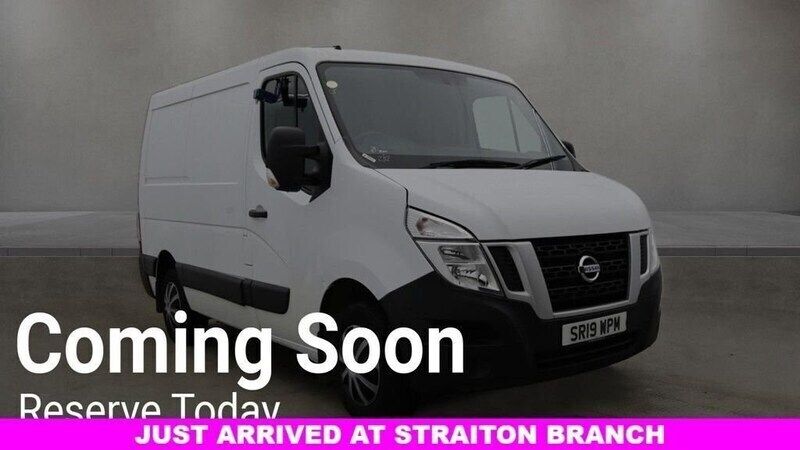 White Used 2019 Nissan NV400 Van | £9,995 (Good price) - Image 1/4