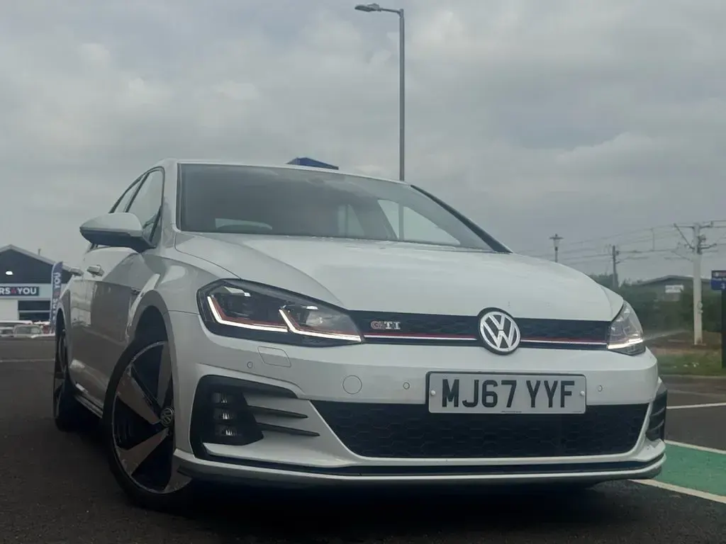 Used VW Golf VII GTI 230 HP (169 kW) 2017 Hatchback