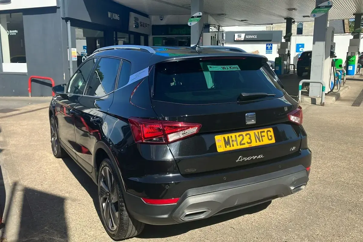 Used Seat Arona FR Sport 150 HP (110 kW) 2023 Black SUV