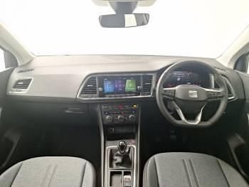 New Seat Ateca SE 115 HP (84 kW) 2025 Metallic  glacial white SUV