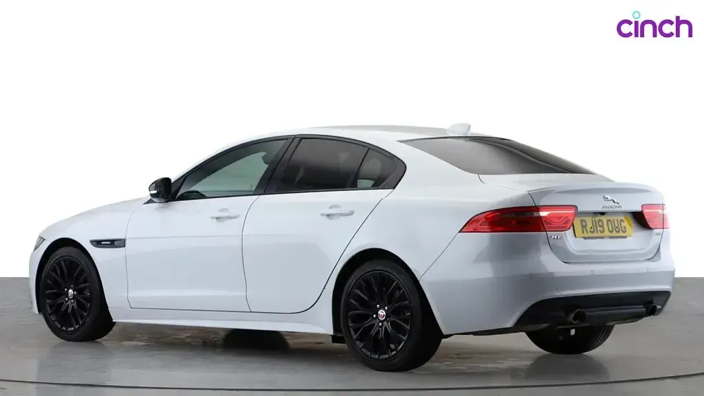 Used Jaguar XE 2019 White Sedan