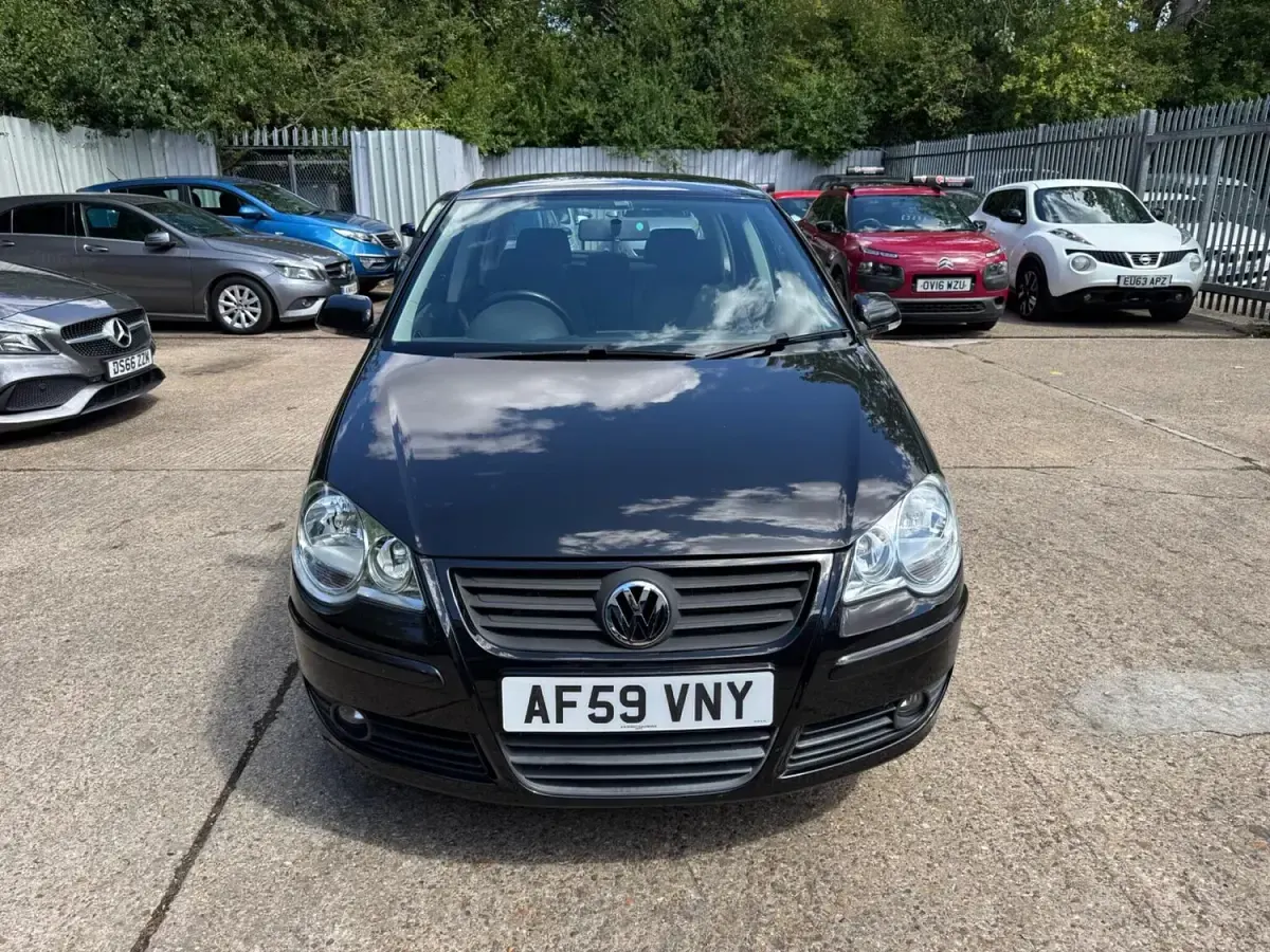 Used VW Polo Match 60 HP (44 kW) 2009 Black Hatchback