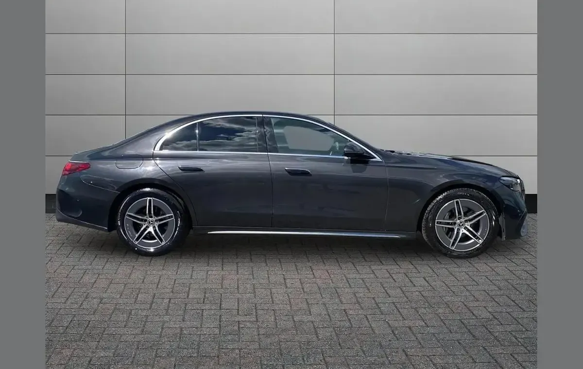 Used Mercedes E200 AMG line 204 HP (150 kW) 2024 Grey Sedan