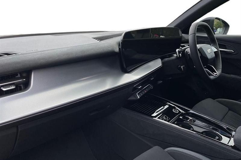 Used Audi Q3 Advanced 272 HP (200 kW) 2025 Daytona grey SUV