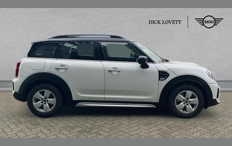 Used Mini Cooper Countryman Classic 134 HP (98 kW) 2022 White SUV