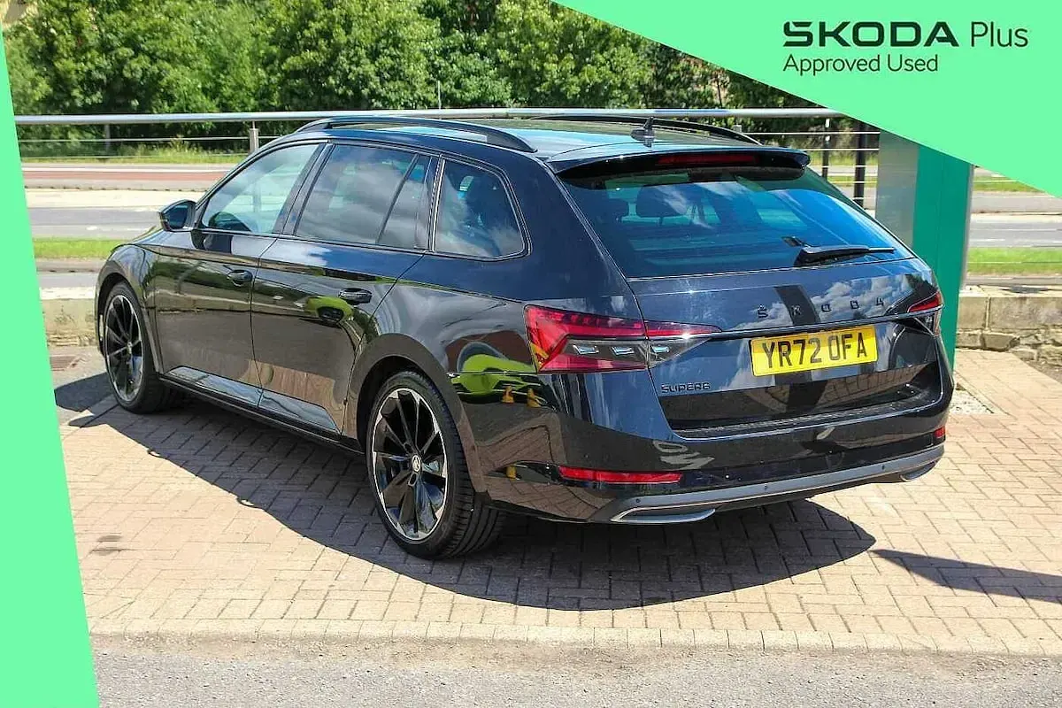 Used Skoda Superb SportlinePlus 196 HP (144 kW) 2022 Black magic pearl effect Estate