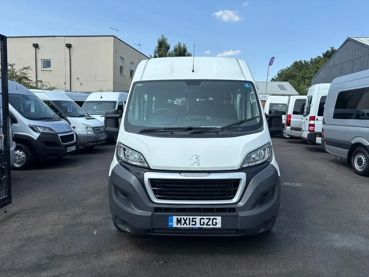 Used Peugeot Boxer 130 HP (95 kW) 2015 White Van