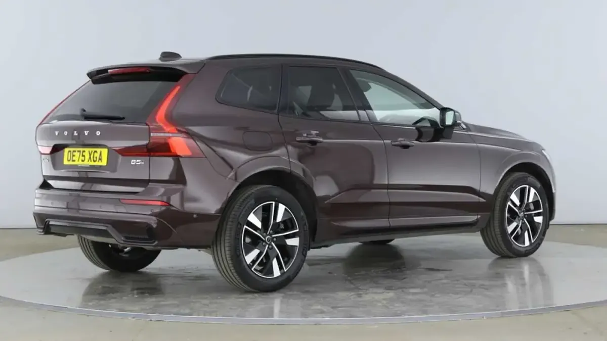 Used Volvo XC60 Plus 247 HP (181 kW) 2026 SUV
