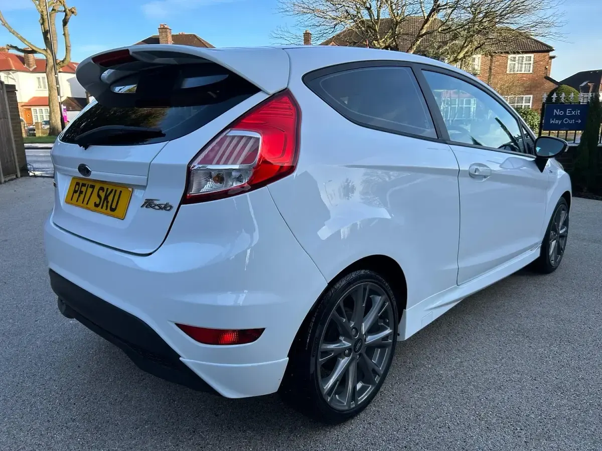 Used Ford Fiesta ST-Line 2017 White Hatchback
