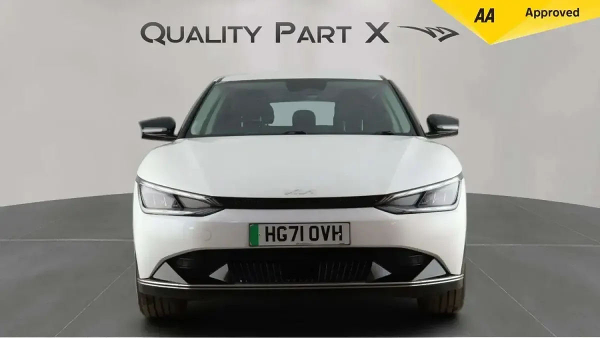 Used Kia EV6 Air 166 kW (226 HP) 2022 White SUV
