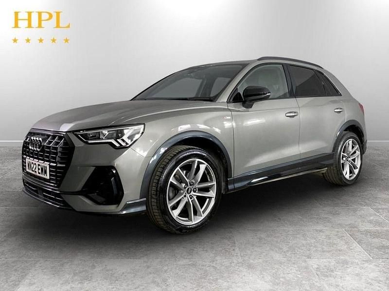 Second-hand Audi Q3 Black Edition 150 CP (110 kW) 2022 Gri SUV