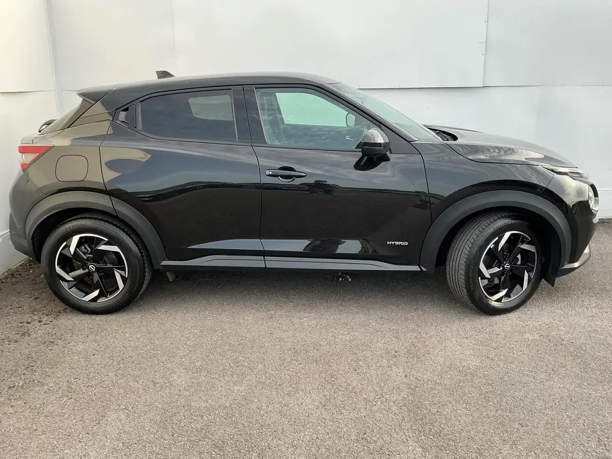 Usado Peugeot 2008 Allure+ 2023 Gris SUV
