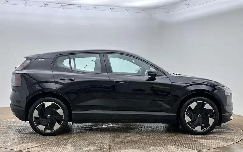 Used Volvo EX30 Performance 314 kW (428 HP) 2025 SUV
