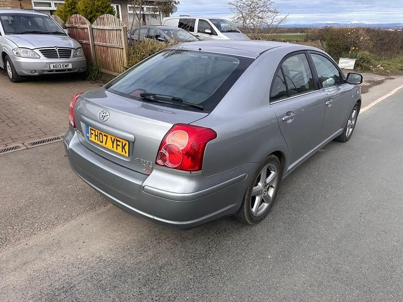 Used Toyota Avensis T1 2007 Silver Hatchback