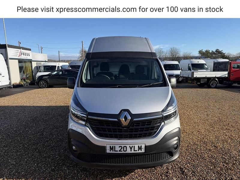 Used Renault Trafic Business 2020 Silver MPV