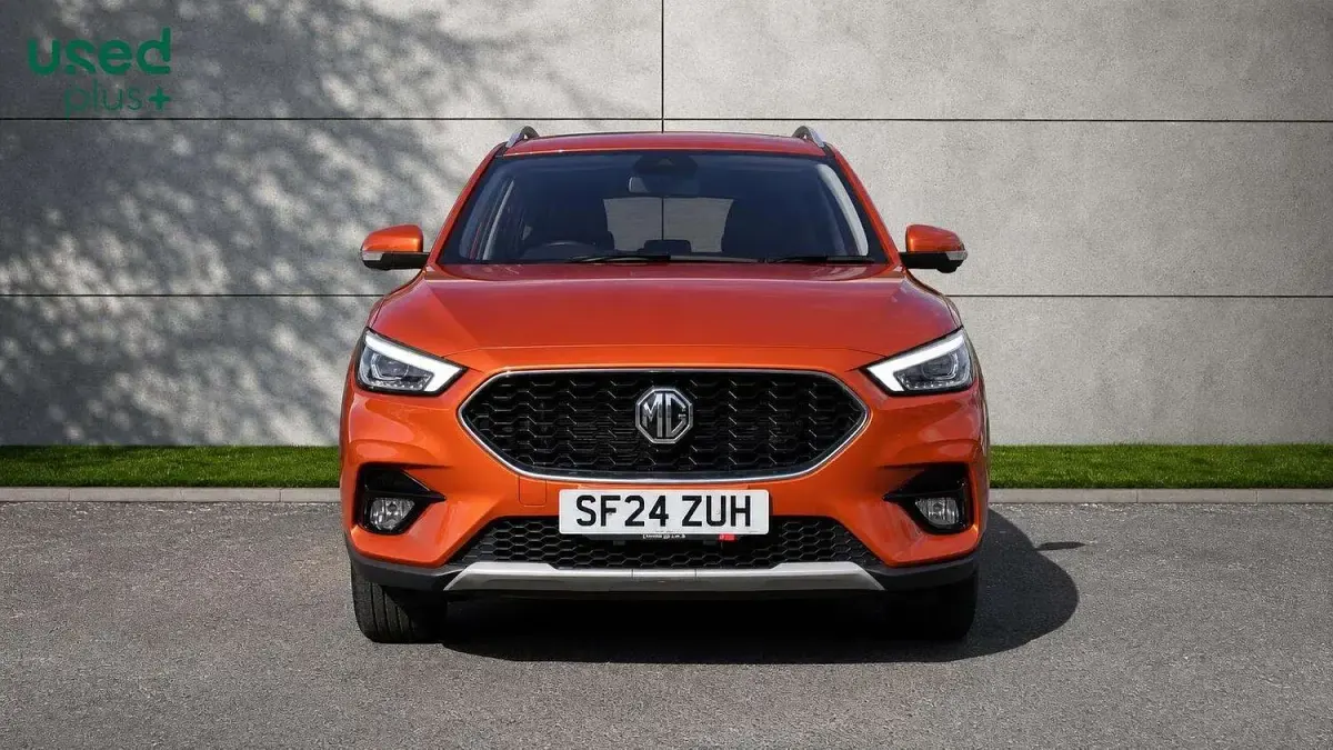 Used MG ZS Exclusive 106 HP (77 kW) 2024 Orange SUV