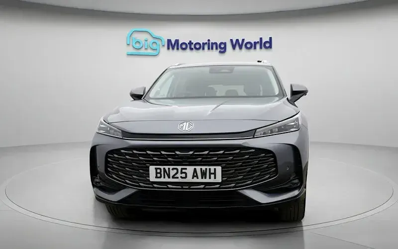 Usado MG HS Trophy 170 HP (125 kW) 2025 Cinzento SUV