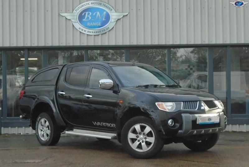 Black Used 2009 Mitsubishi L200 Warrior Pickup | £4,500 (Fair price) - Image 1/4