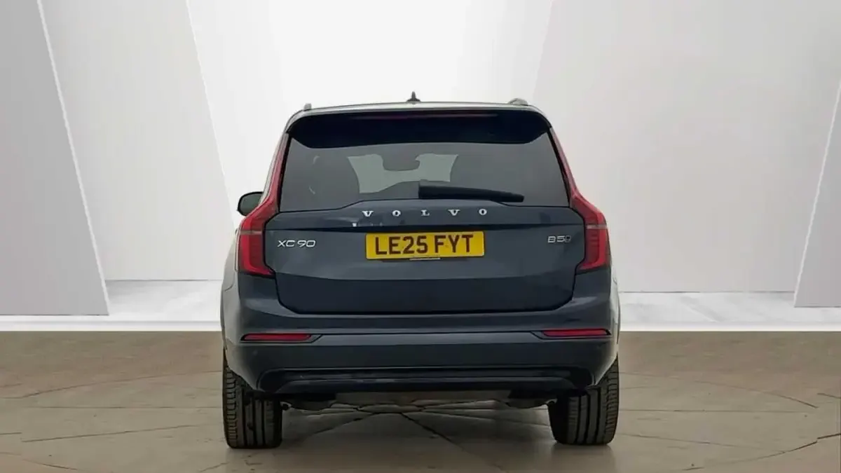Used Volvo XC90 Ultra 247 HP (181 kW) 2026 SUV