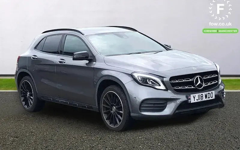 Käytetty Mercedes GLA220 AMG Line Premium 177 HP (130 kW) 2018 Katumaasturi