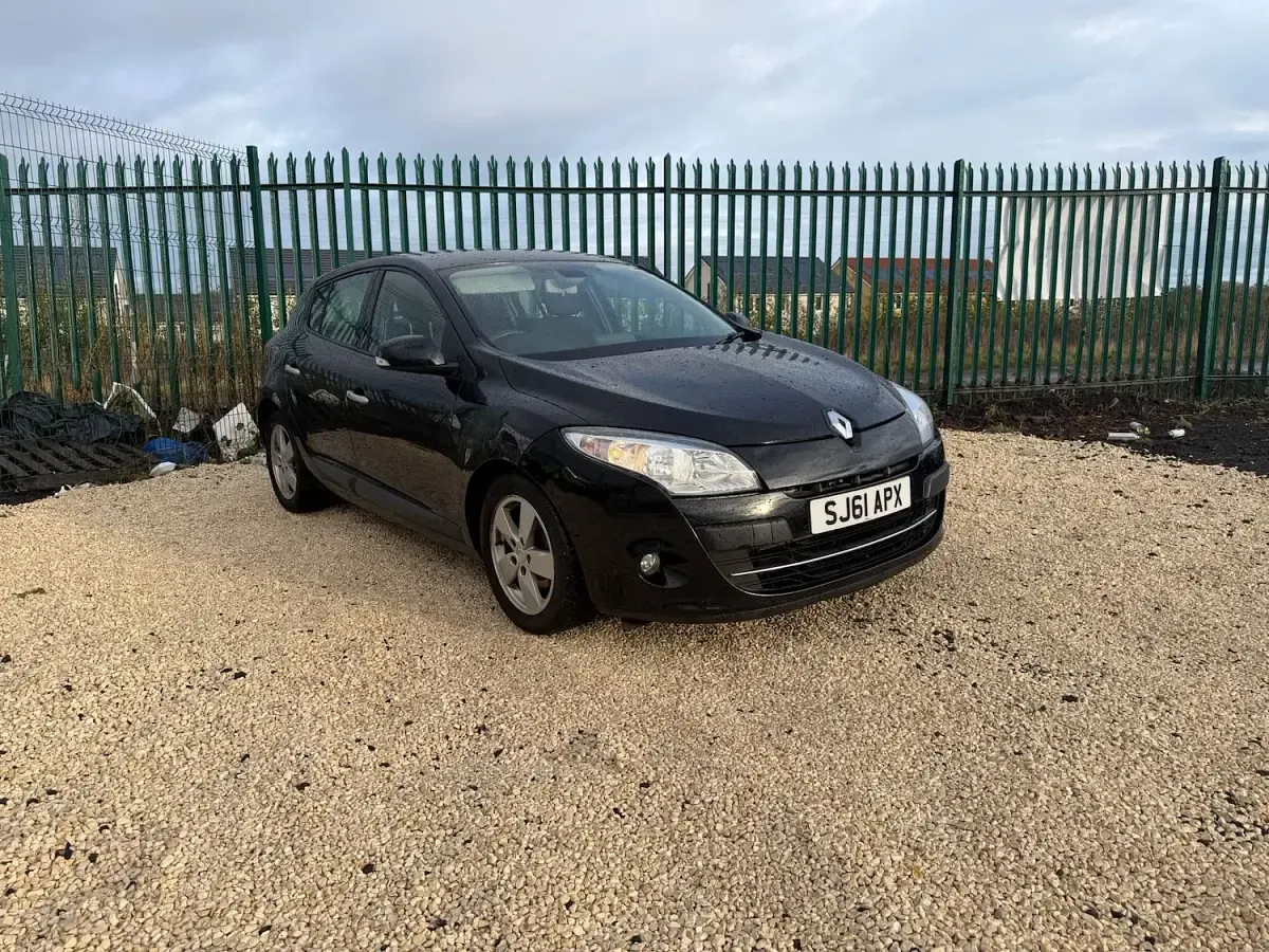 Used Renault Mégane III Dynamique 2011 Black Hatchback