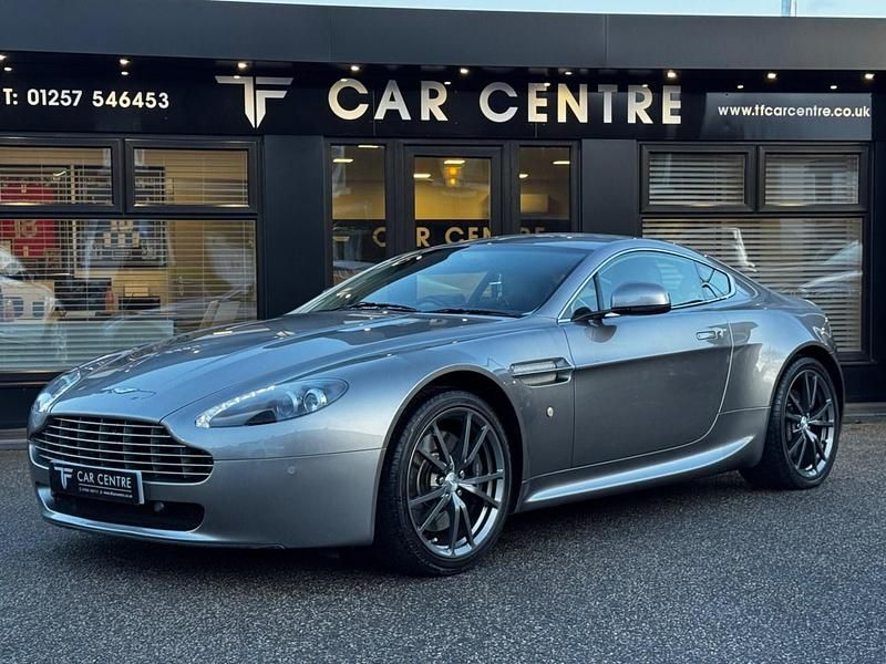 Used Aston Martin Vantage 420 HP (308 kW) 2011 Silver Coupe