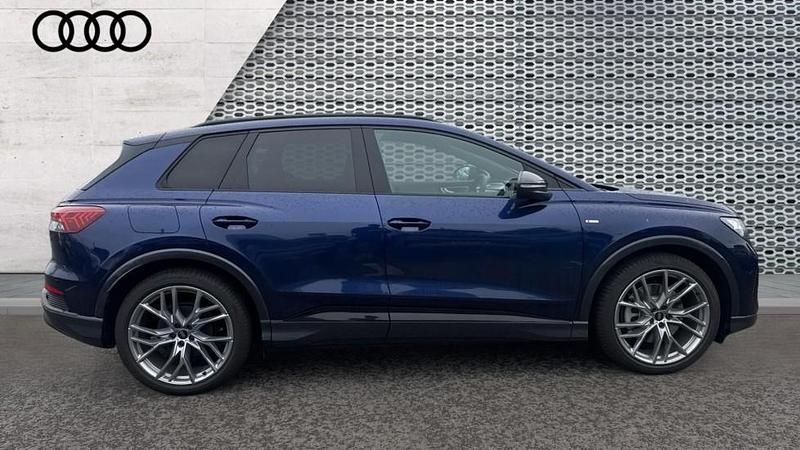 New Audi Q4 e-tron Black Edition 210 kW (286 HP) 2026 Blue SUV