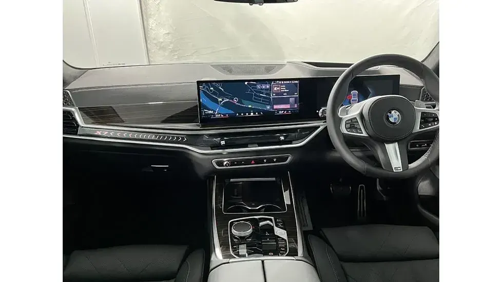 Used BMW X7 M Sport 381 HP (280 kW) 2025 Grey SUV