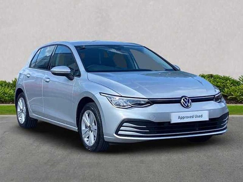 Used 2020 VW Golf VIII | £16,613 (Good price) - Image 1/4
