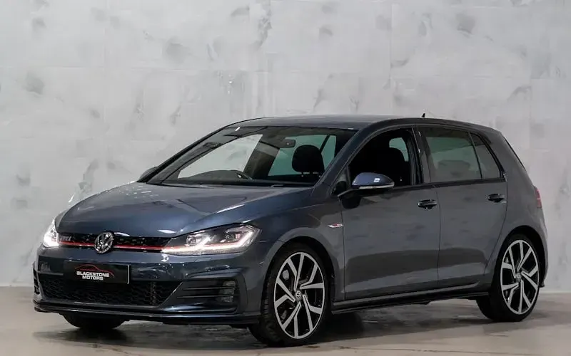 Used VW Golf VII GTI 230 HP (169 kW) 2018 Blue Hatchback