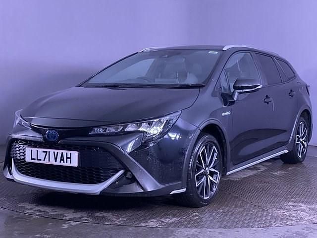 Usado Toyota Corolla 122 HP (89 kW) 2021 Preto Carrinha