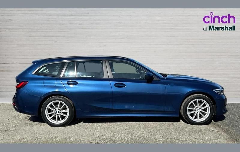 Used BMW 320e Comfort Edition 187 HP (137 kW) 2022 Blue Estate