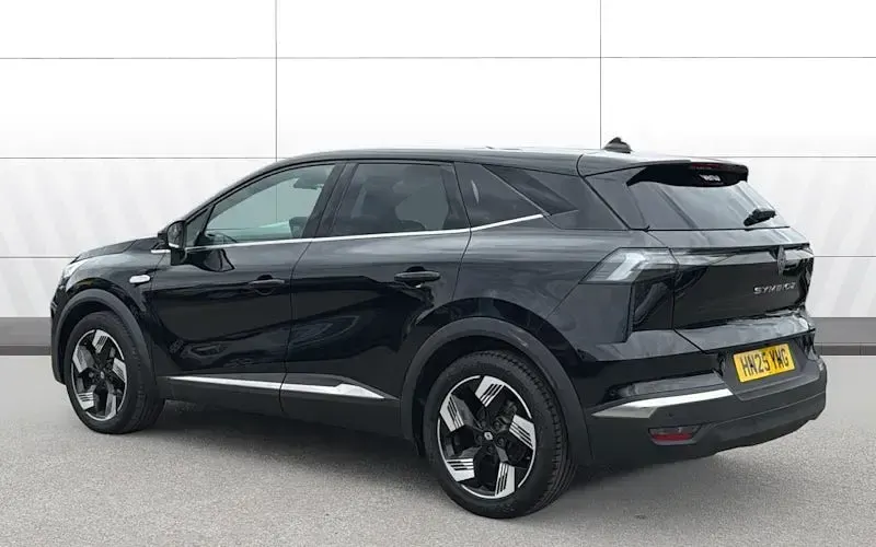 Second-hand Renault Symbioz Techno 143 CP (105 kW) 2025 Negru SUV