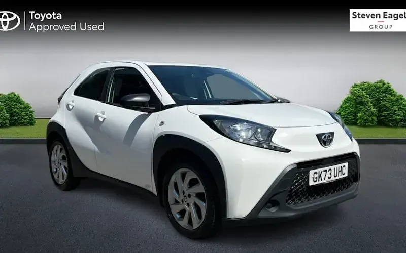 Used Toyota Aygo X PURE 72 HP (52 kW) 2025 SUV