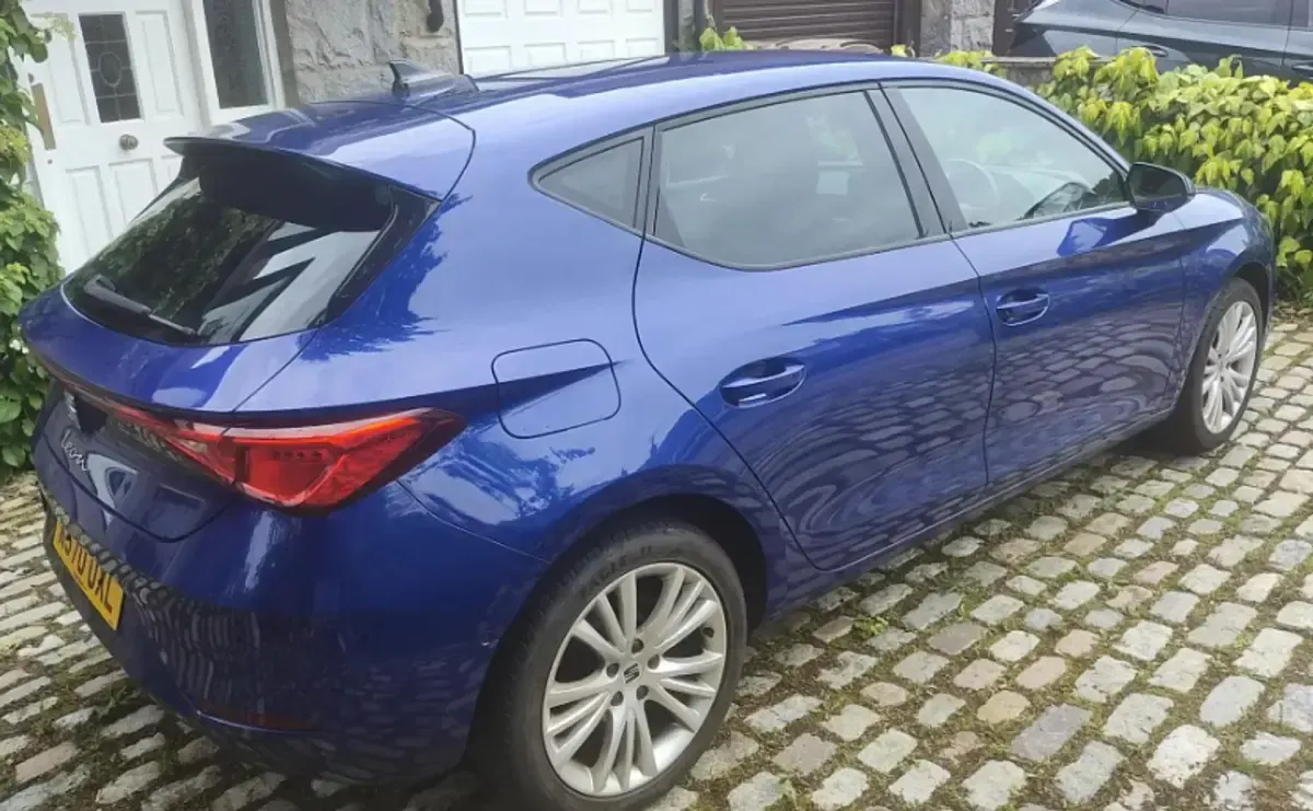 Used Seat Leon SE Dynamic 2021 Blue Hatchback