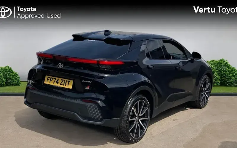 Used Toyota C-HR Sport 223 HP (164 kW) 2026 SUV