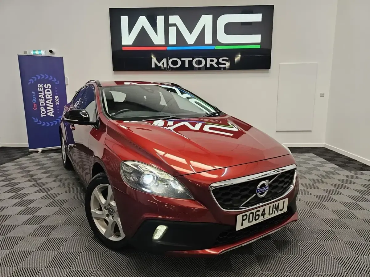 Usado Volvo V40 2014 Vermelho Citadino