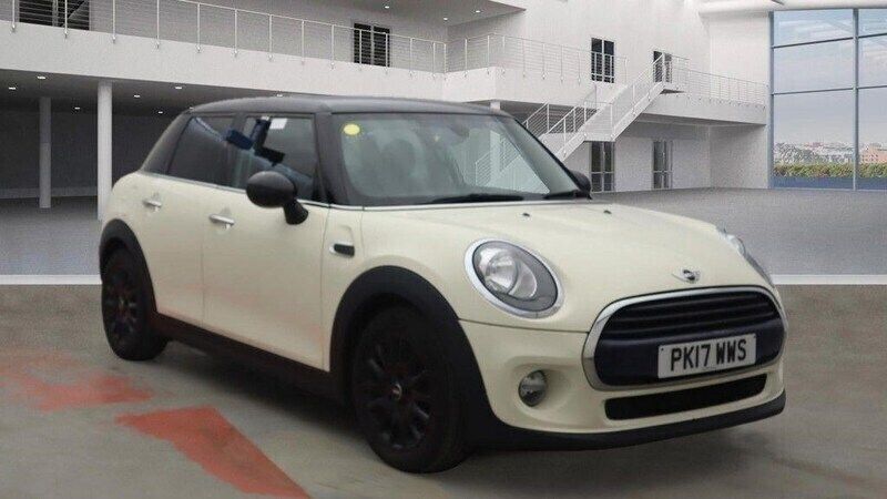 White Used 2017 Mini Cooper Hatch Hatchback | £8,995 (Super price) - Image 1/2