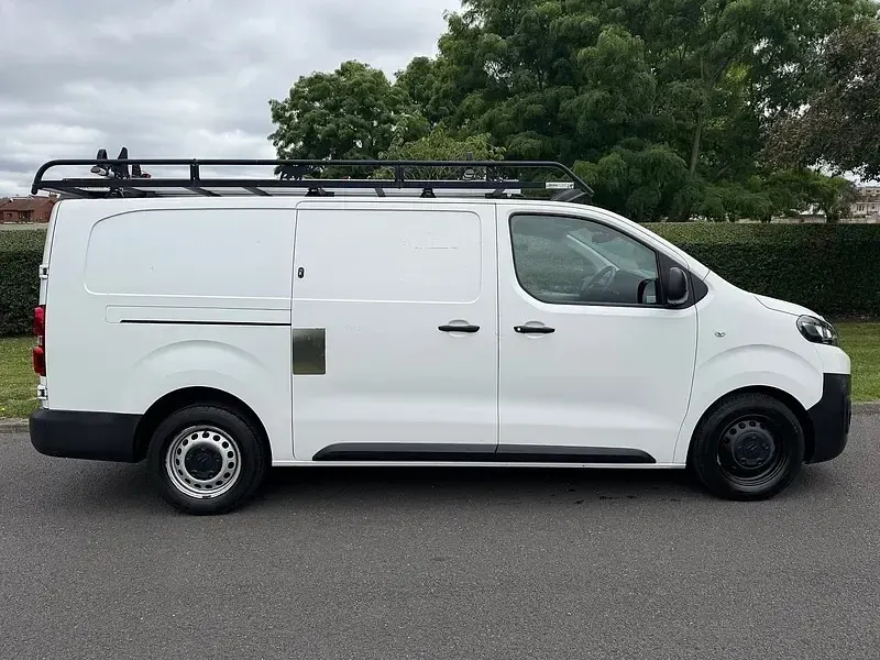 Used Citroën Dispatch 2021 White MPV